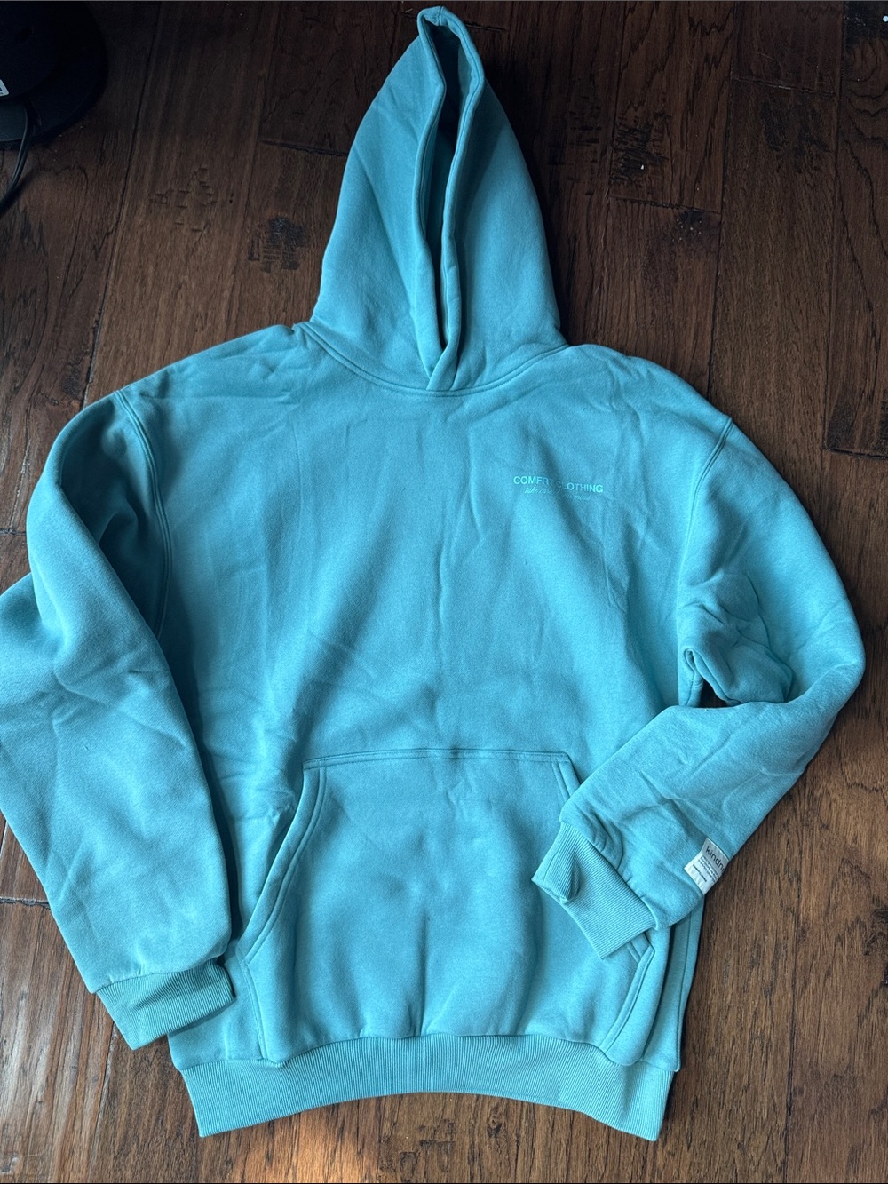 NEW Comfrt You Matter limited edition collection Hoodie size medium